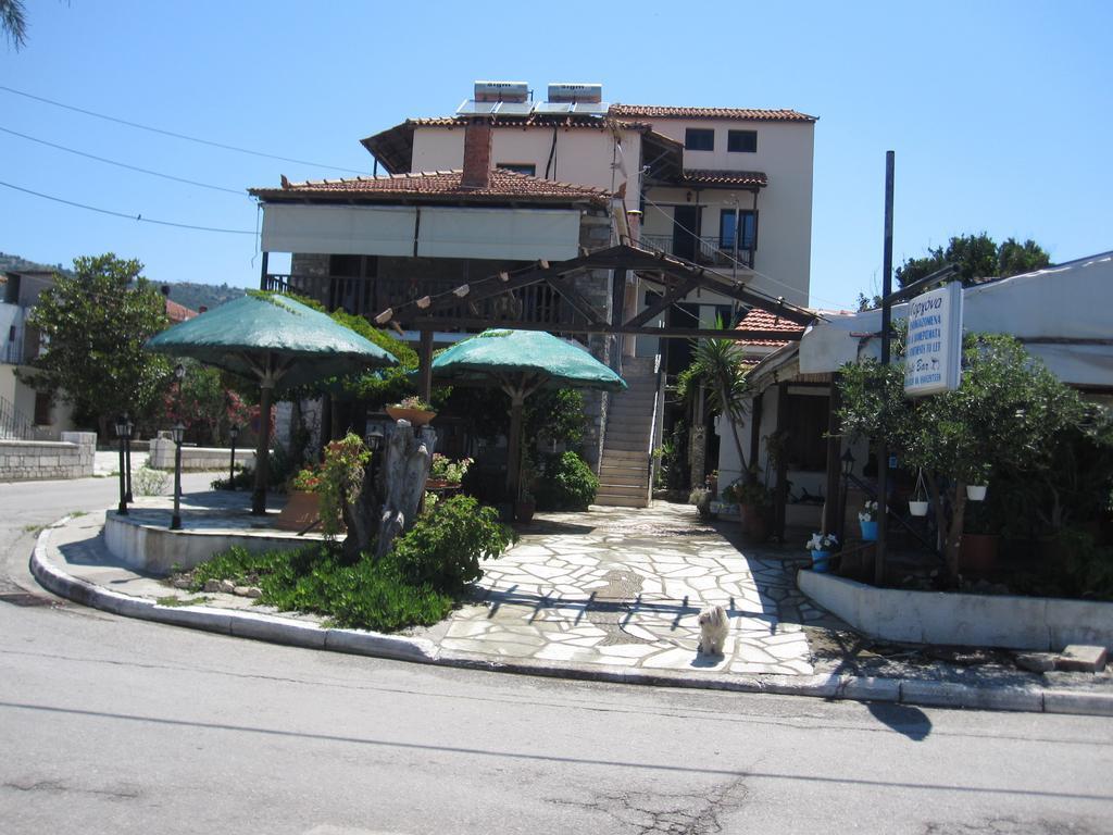Gorgona Apartamento Milína Exterior foto