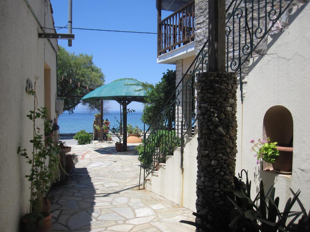 Gorgona Apartamento Milína Exterior foto
