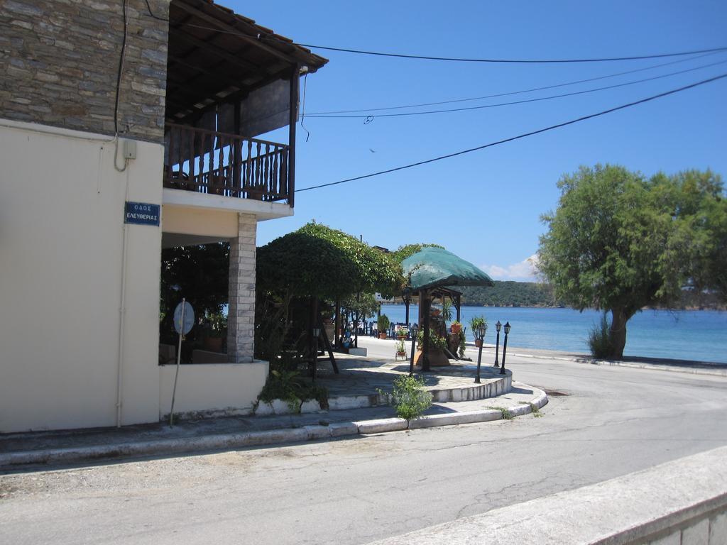 Gorgona Apartamento Milína Exterior foto