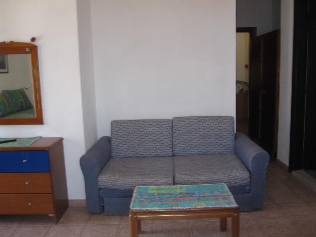 Gorgona Apartamento Milína Exterior foto