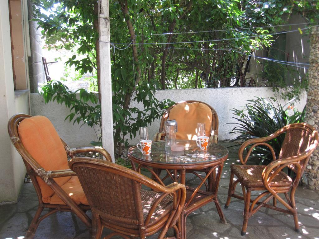 Gorgona Apartamento Milína Exterior foto