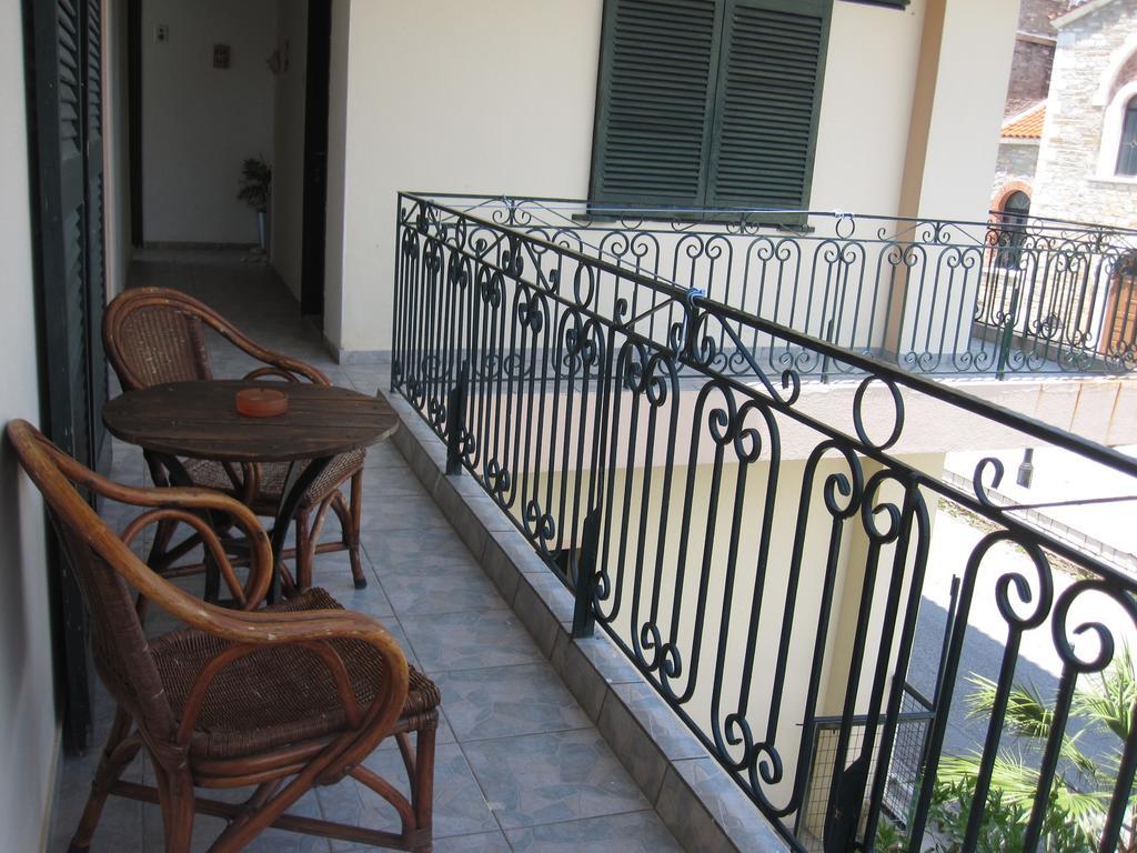 Gorgona Apartamento Milína Exterior foto